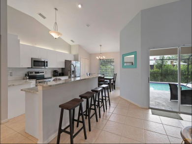 Family Friendly Home 2 Blocks to Beach!